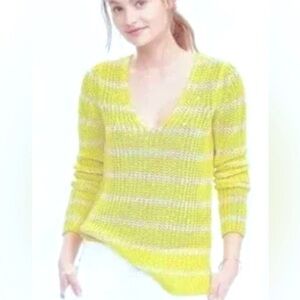 Banana Republic Italian Linen V Neck Sweater L Yellow White Stripe Loose Fit